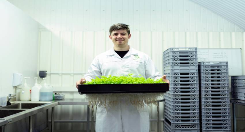 travailleur agroalimentaire_646.jpg travailleur agroalimentaire_646.jpg